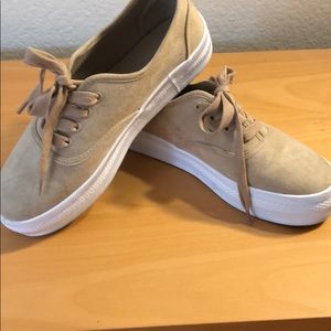 H & M Divided Platform Faux suede sneakers